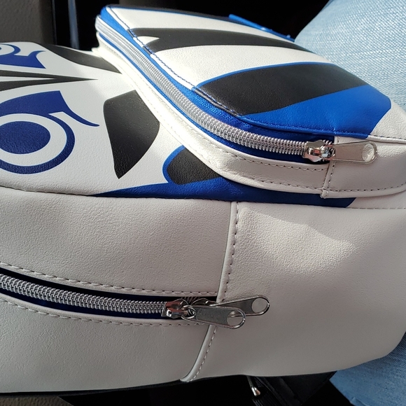 Bo-Katan Mini Backpack NWT - Picture 4 of 11